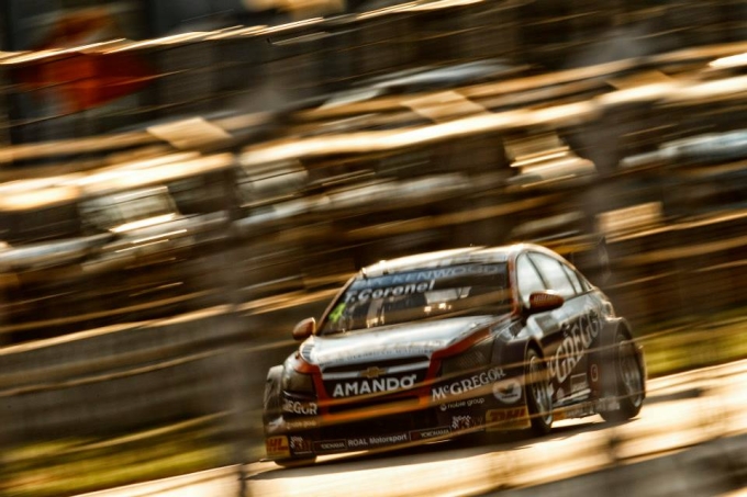 Tom Coronel Goldenport Park Circuit WTCC 2014